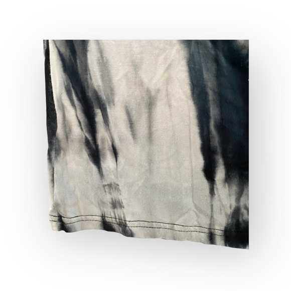 Yuka ★ Choice Cold Shoulder Top ★ Black Tie Dye ★ Medium ★ - Picture 13 of 16